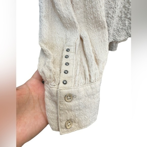 We The Free Solid Hidden Valley Buttondown - Picture 7 of 9